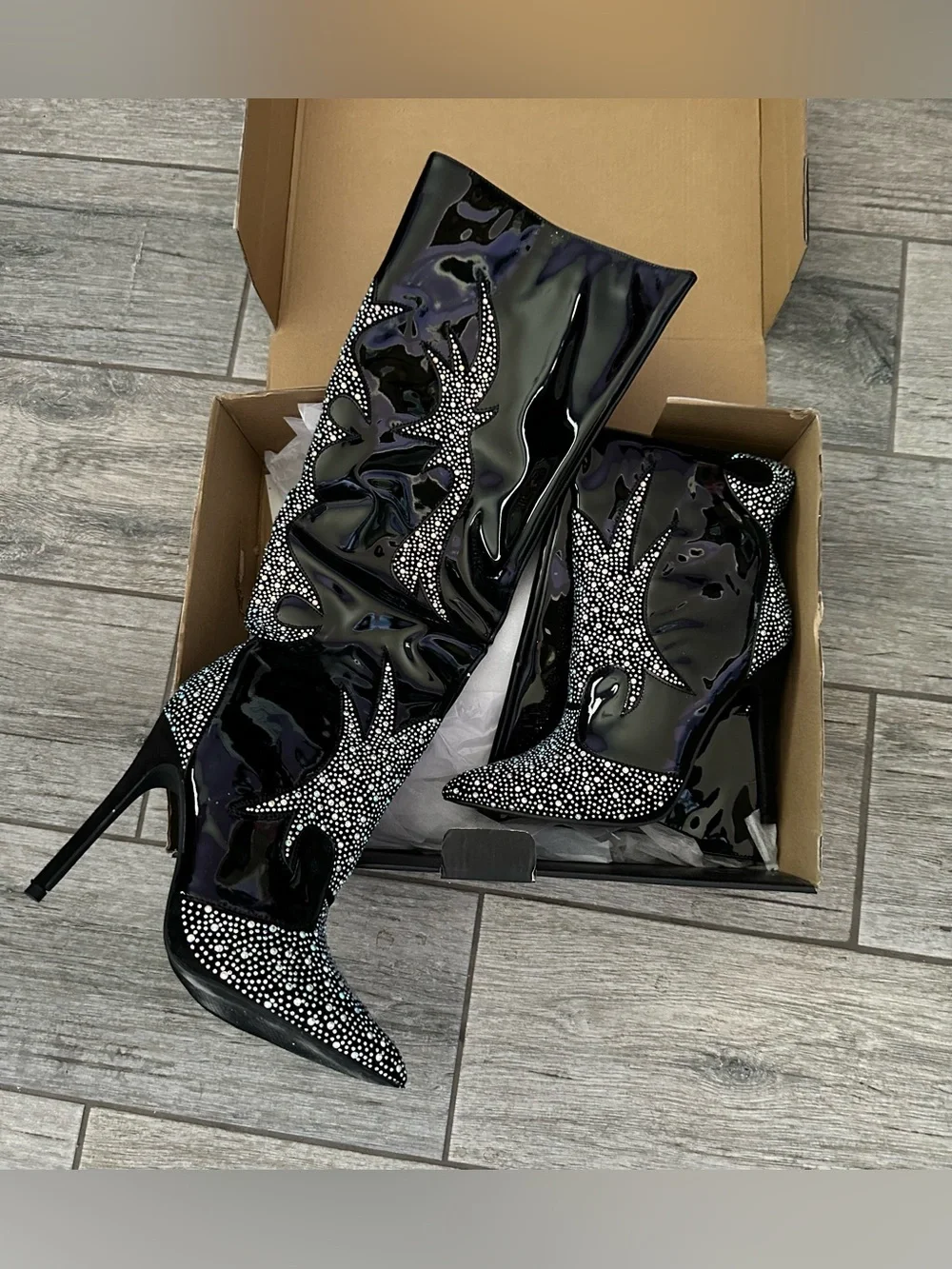 Fashion Nova Marie-9F Black Rhinestone Western Knee High Stiletto Boots Size 8